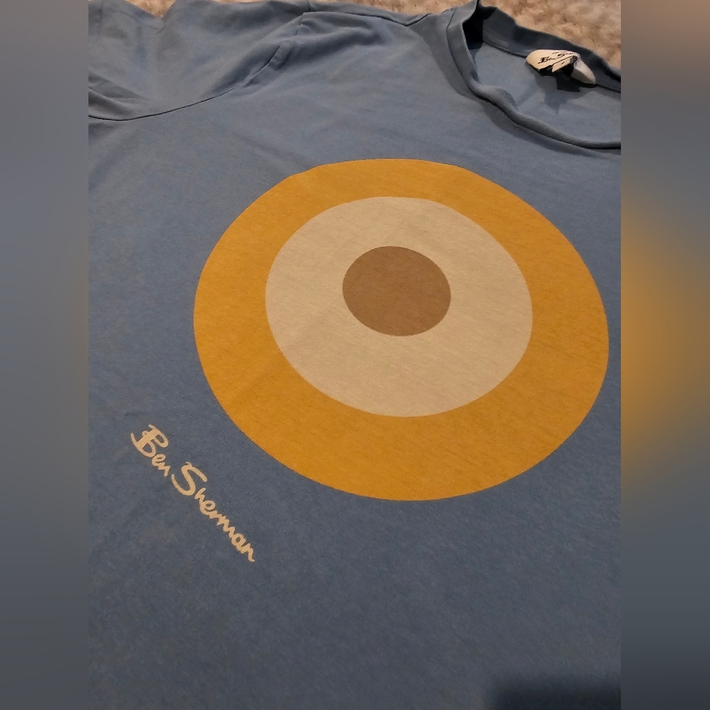 Ben Sherman Blue Tee with Circular Design - Picture 2 of 3